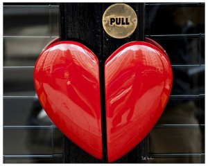 heart toy with a "pull" tab