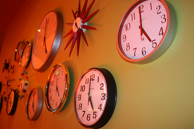 clocks displaying 5:00